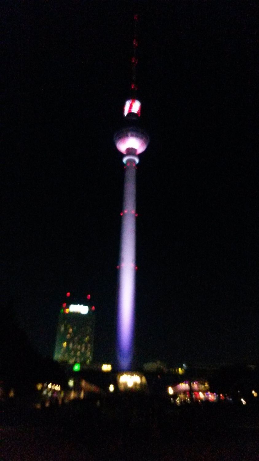 Bild mit Berlin, Berliner Fernsehturm, Sehenswürdigkeit, Sehenswürdigkeiten
