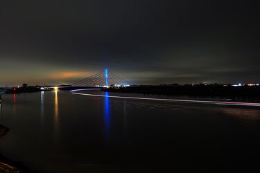 Bild mit Blau, Brücken und Bögen, Brücke, Nacht, Beleuchtung, beleuchtet, Wesel