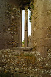 Fenster einer mittelalterlichen Kirche