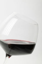 Rotweinglas 2