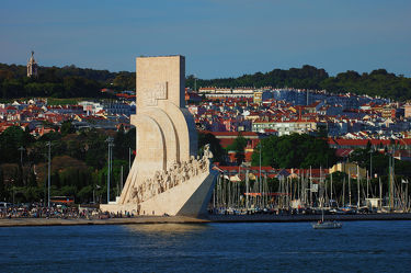 Bild mit Wasser, Architektur, Häuser, Meer, Sehenswürdigkeit, Stadt, See, City, Europa, Denkmal, Lissabon, Hauptstadt, Seefahrt, Portugal