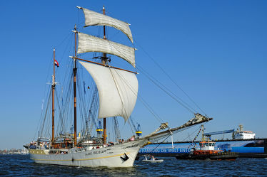 Bild mit Schiffe, Schiff, boot, Boote, Segelschiff, Segelschiffe, Segel, Elbe, Hamburg, Hansestadt