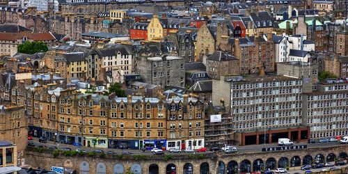 Bild mit Architektur, Häuser, historische Altstadt, urban, Stadtansichten, Schottland, Hauptstadt, Edinburgh, schottisch